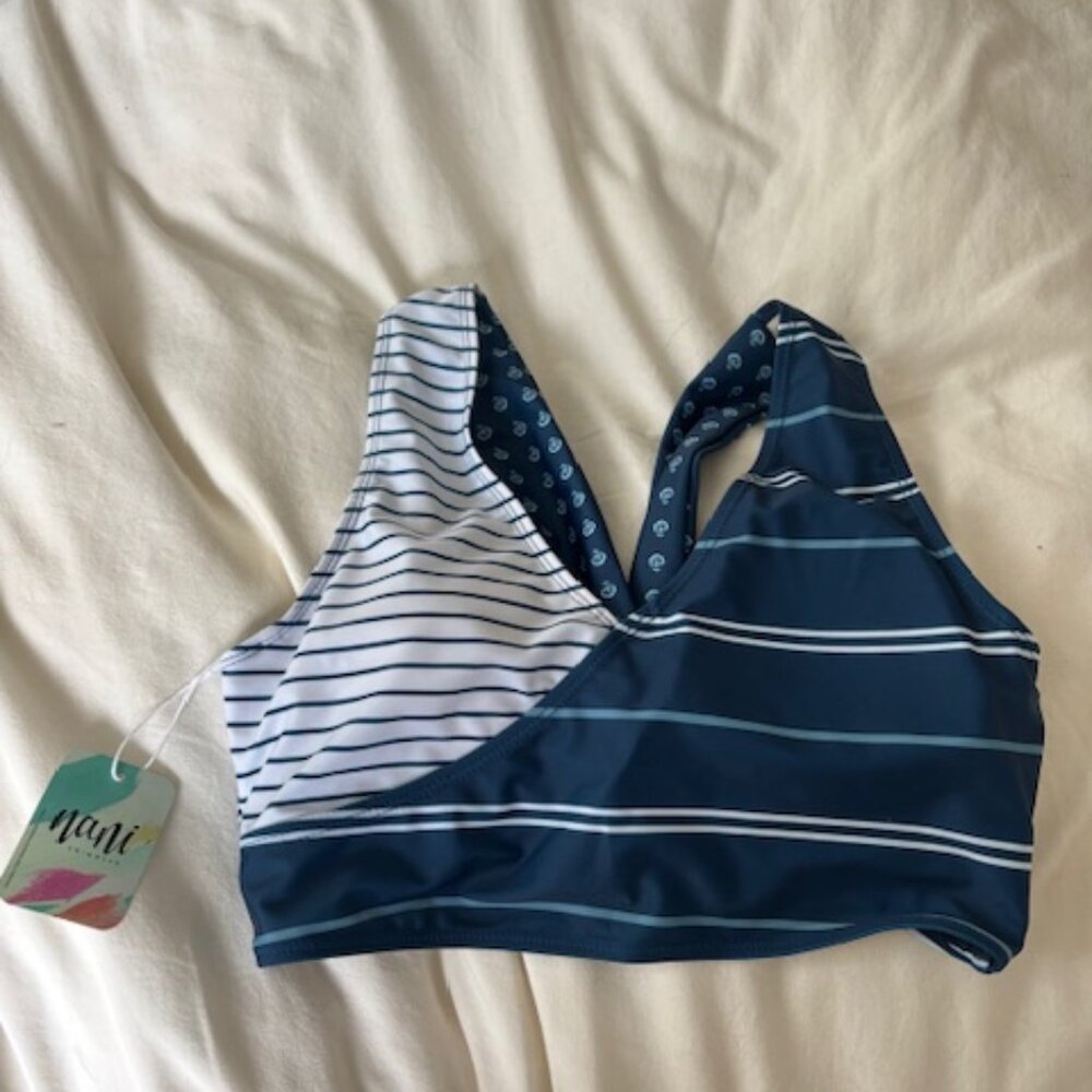 Nani top size M